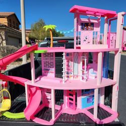 Barbie Pool Party Dream House. Retails For $180 To $220 + Tax.  $75