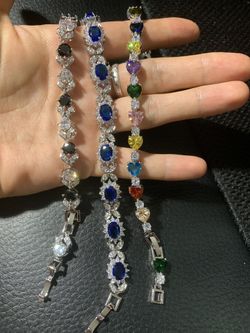 3 Bracelets For 40$