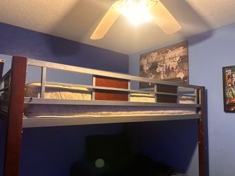 Full size loft bed
