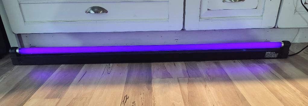 4ft Blacklight Lamp