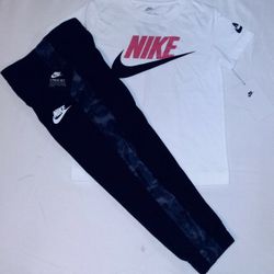 Nike Boys Toddler 2pc Jogger & Tee Set - 4T 