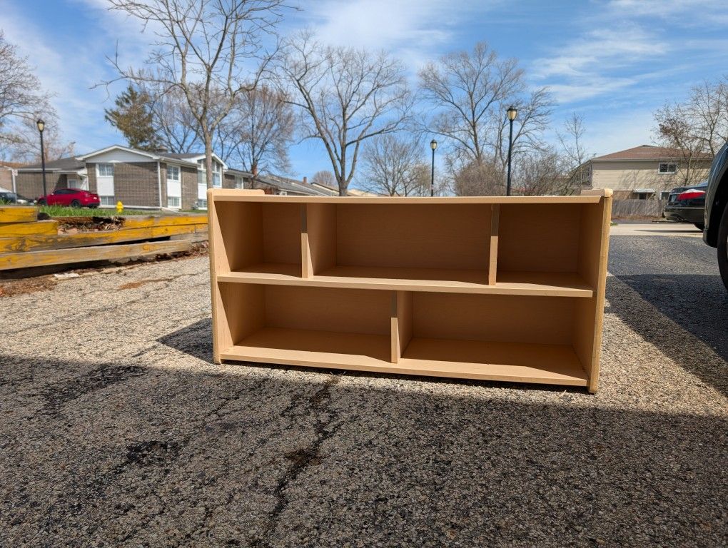 Montessori Shelf (Small-Medium)