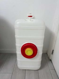 20G White Plastic Above-Ground Water Storage Tank Container w/ Red Spigot