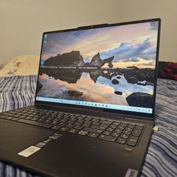 Laptop Lenovo YOGA I7