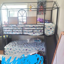 Bunk Bed 