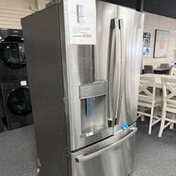 GE Refrigerator. 🚚WE DELIVER🚚