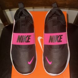 NEW NIKE FLEX RUNNER 4 (GS) Sz 5.5Y / WMNS Sz 7 Sneakers Shoes