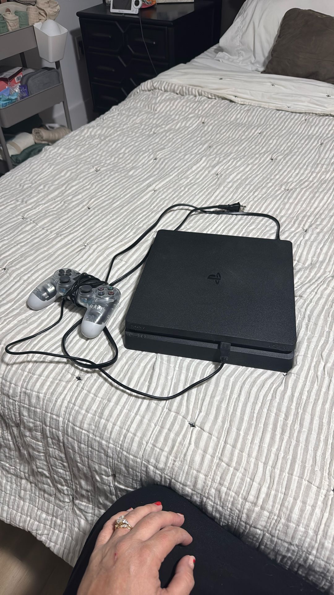 PS4