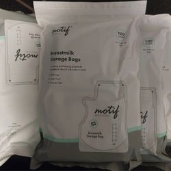 Momcozy Breastmilk Storage Bags 100pk