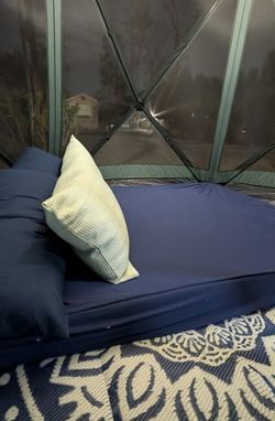 Full Mattress & Bedding