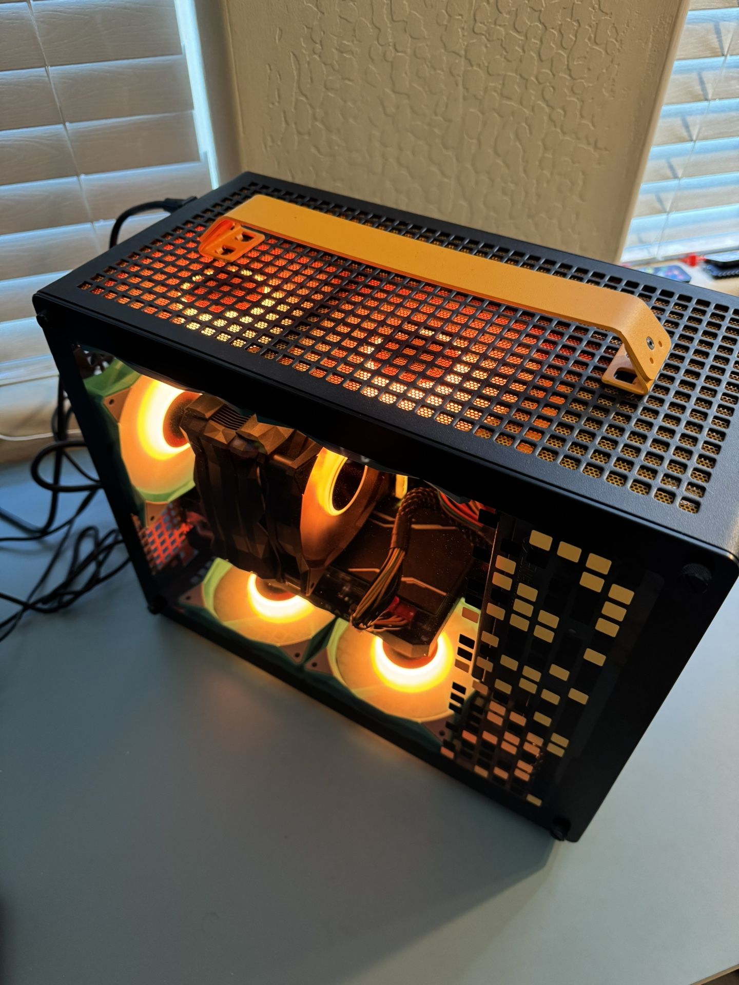 Fantastic Little Gaming PC. i7 10th Gen With 8gb GPU 