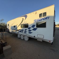 2006 Thor Transport Toyhauler