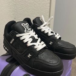 Triple Black White Laces Trainer Sneaker