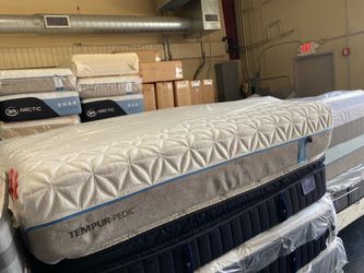 King mattress tempur-pedic soft