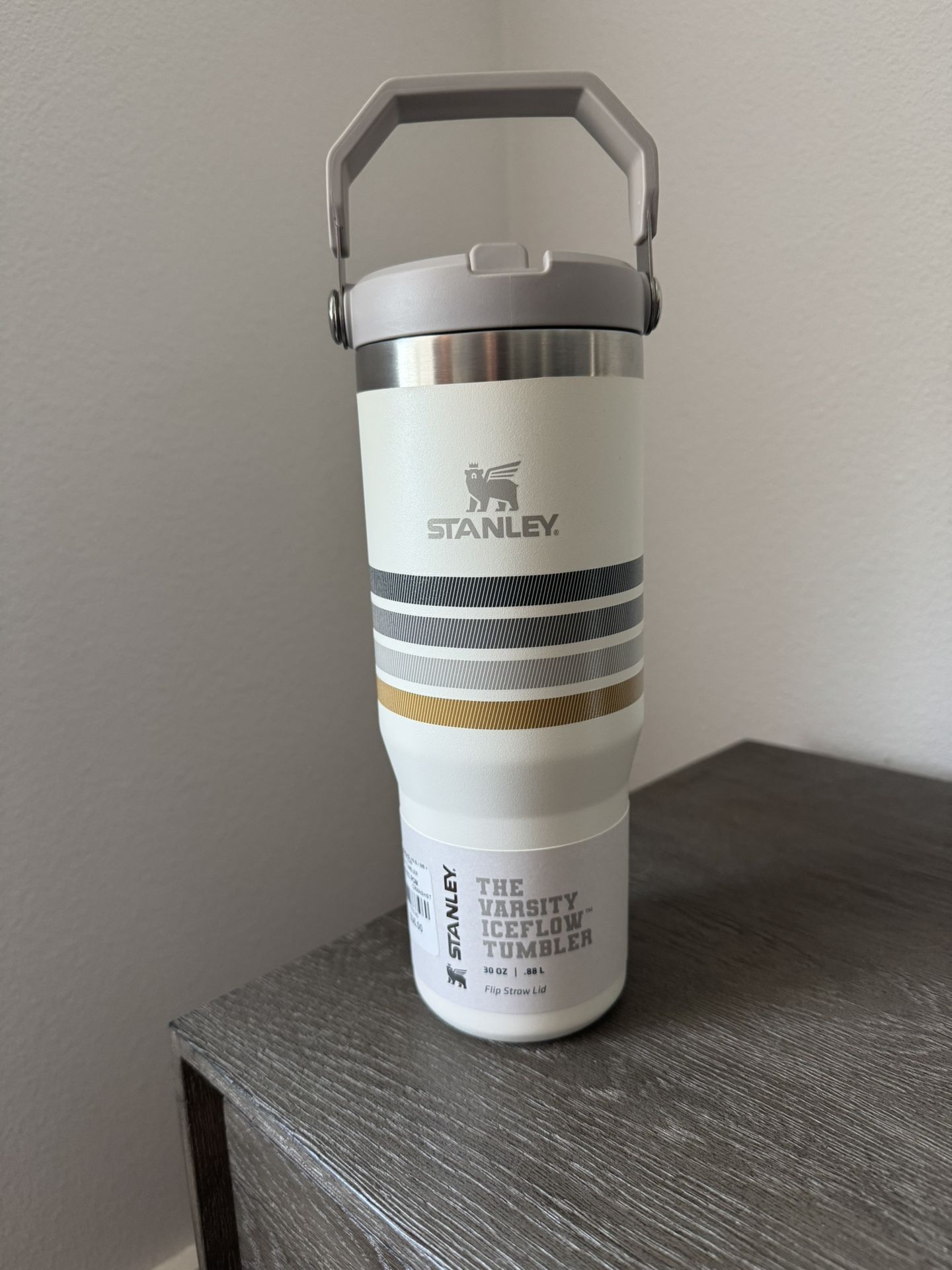 NEW! Stanley 30 ounce Tumbler