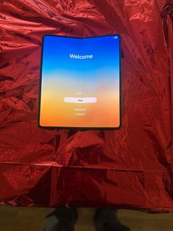 Samsung  Z4 Fold