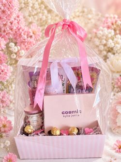 Mother’s Day gift basket