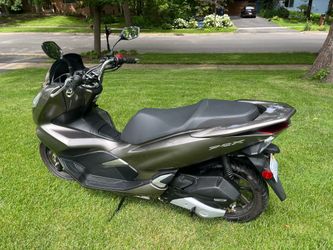 2019 Honda PCX Scooter