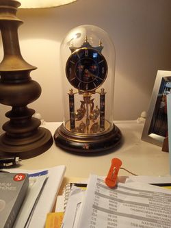 Antique Wind Up Clock 