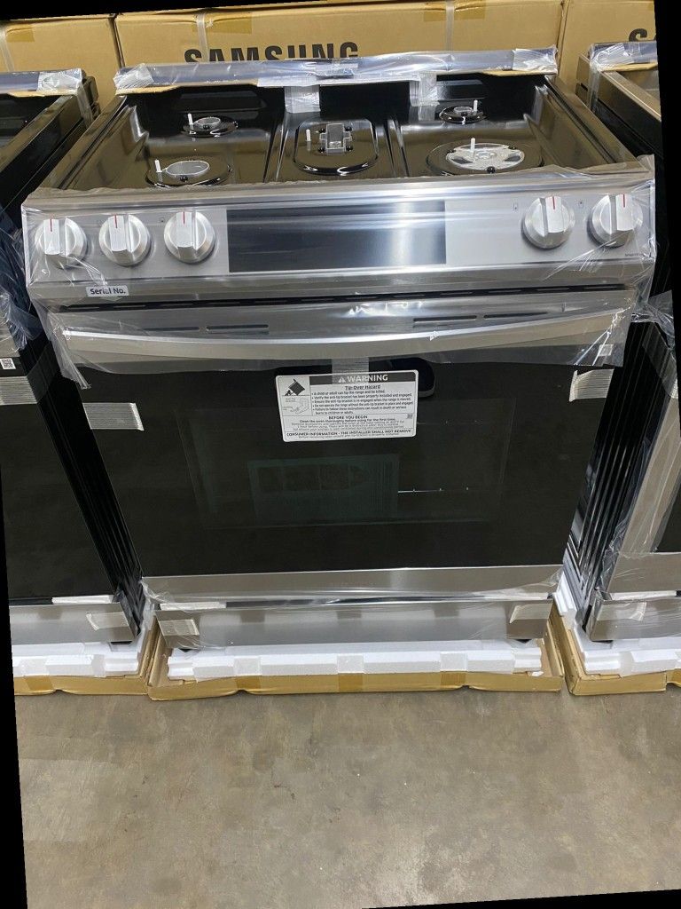 Samsung 30 in. 6.0 cu. ft. Slide-In Range with Air Fry and Fan Convection in Fingerprint Resistant Stainless Steel QRI