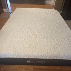 Copper Sport Gel 11.5'' Queen Firm Mattress + Box Spring