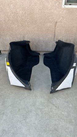 L. And R linings panels