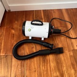 Dog Blow Dryer