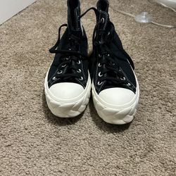 Black hightop platform converse size 8.5 womens 