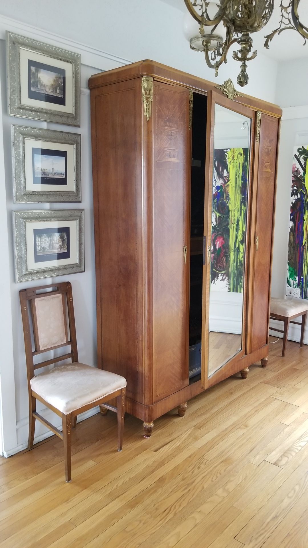 539 Sheridan road Evanston 60202 Queen size cherry wood bed frame. Top quality futon mattress. 2 wood side tables. Round antique table. 400$ Armoir