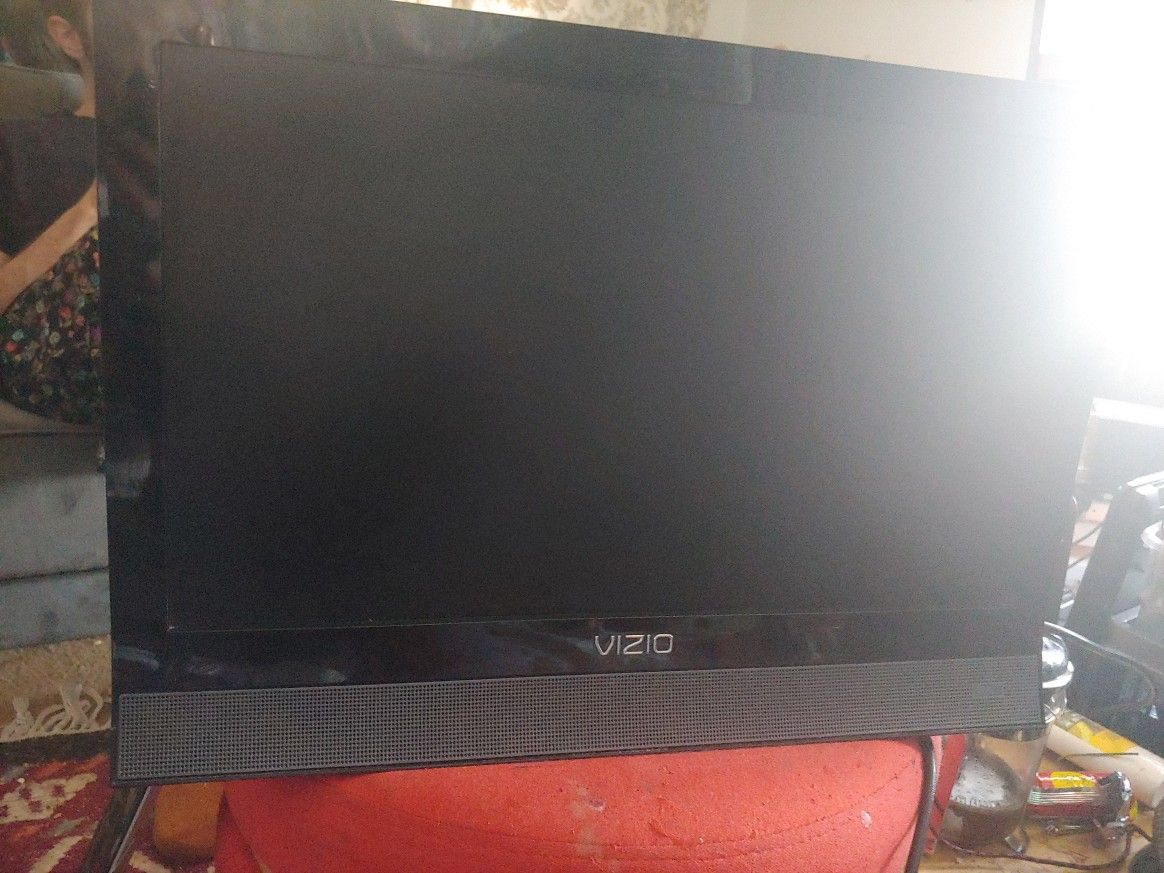 Vizio M190VA 19" 1080i HD LED LCD Television