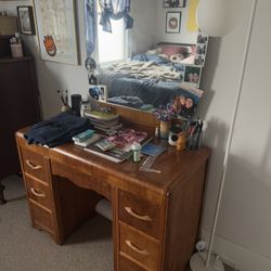 Beautiful Vintage Vanity with Mirror