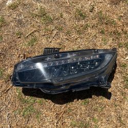2020 Civic Headlight