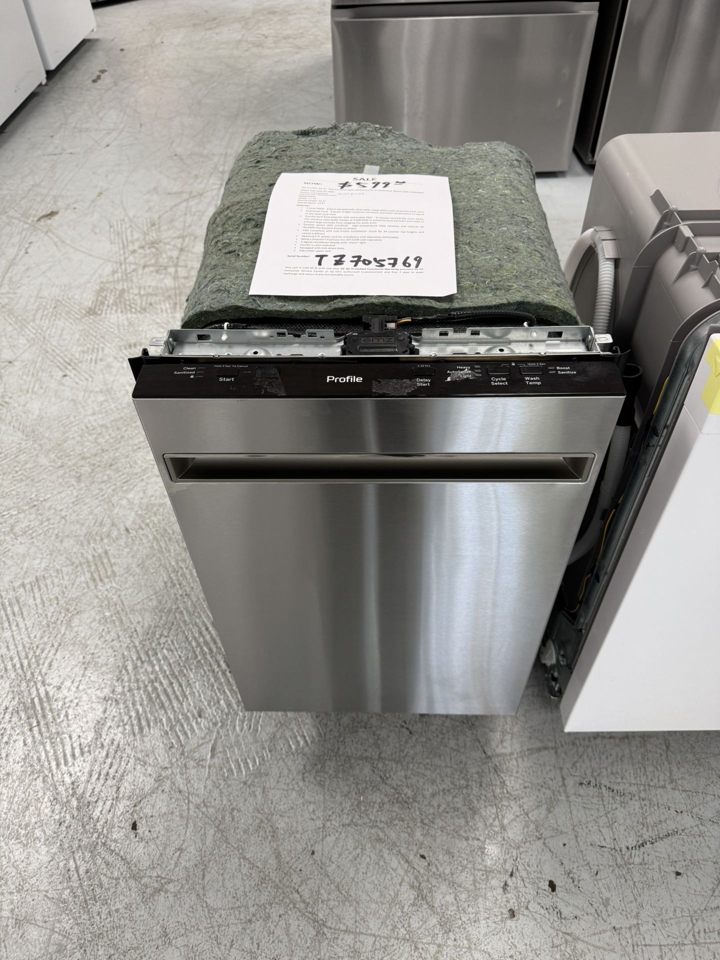 GE PROFILE 18” Top Control Dishwasher