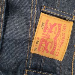 Levi’s 38/30 Used 