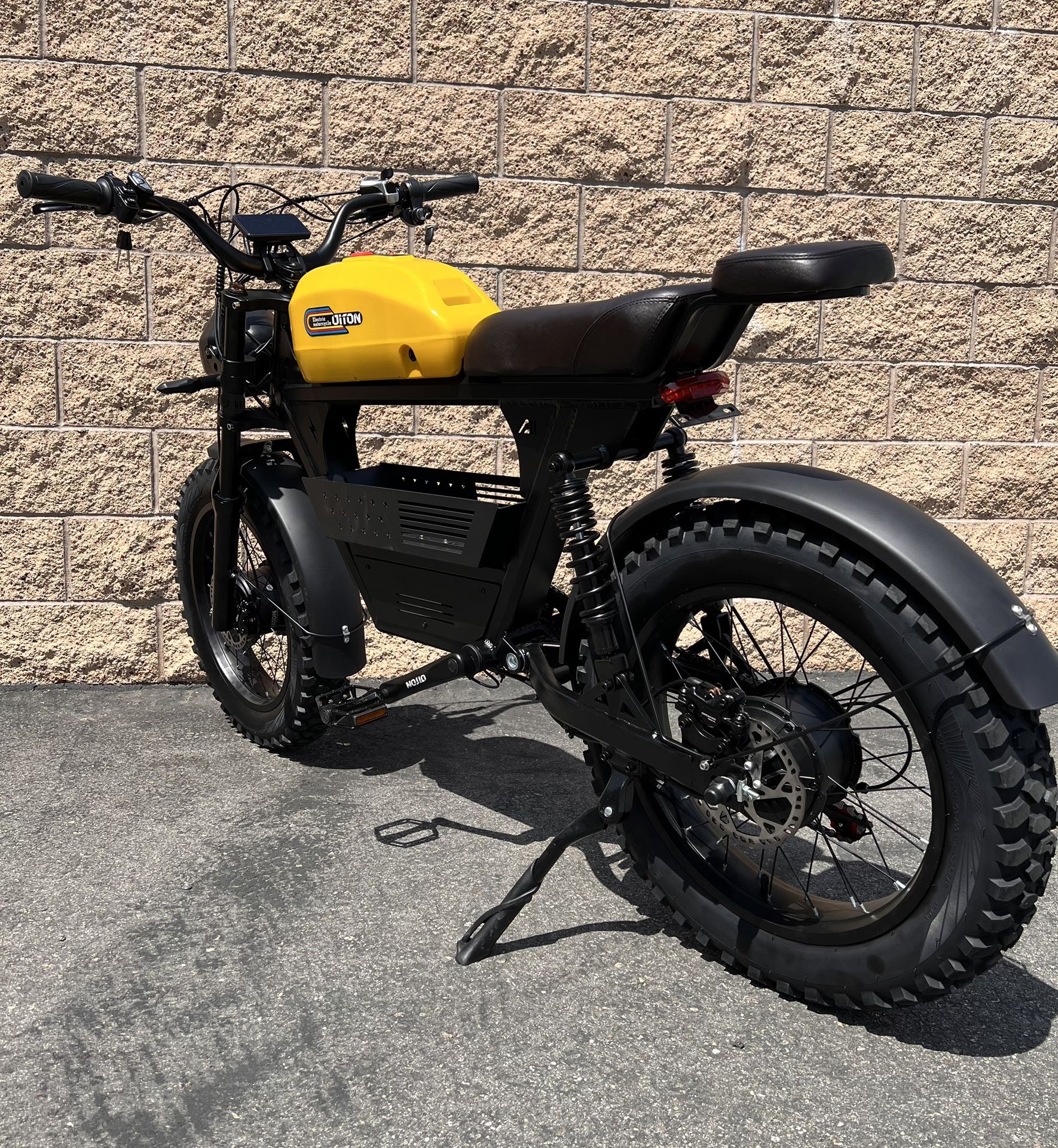 3000 Watt/Twin-Dual Motor “Tank e-Bike” Electric, 38mph, Color Screen, Metal USA Basket