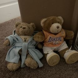 Build a Bear bears