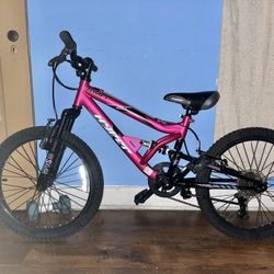 Girls Hyper Pink 20” Bike