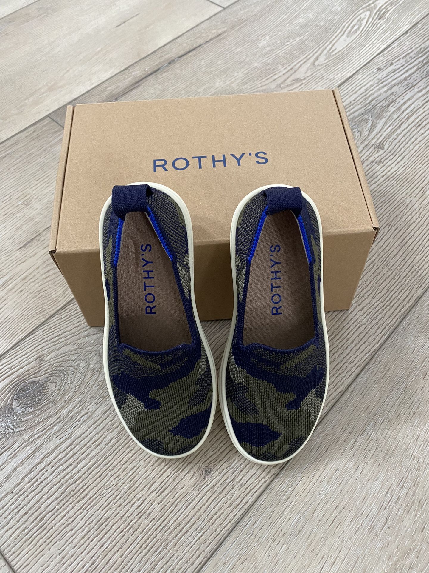 BNIB Roth’s Boy Slip on Shoes