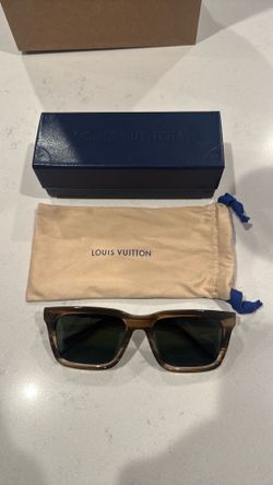 Louis Vuitton sun glasses