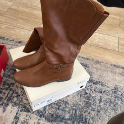 Women’s Boots Size 8.5 
