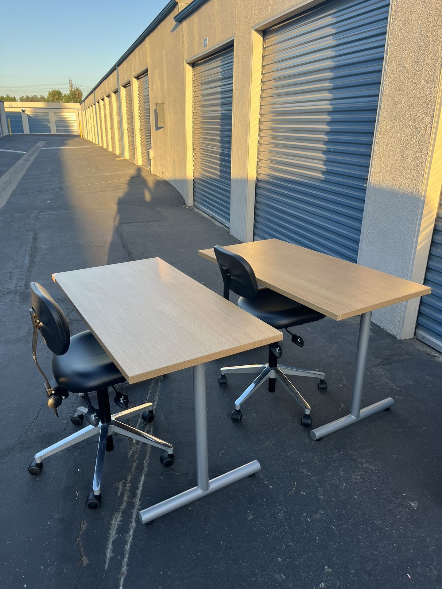 Desks And Chairs Good Quality Made