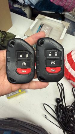 JEEP 4xe ITEMS FOR SALE $200