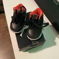 Nike Air Jordan 3 Retro size 3c