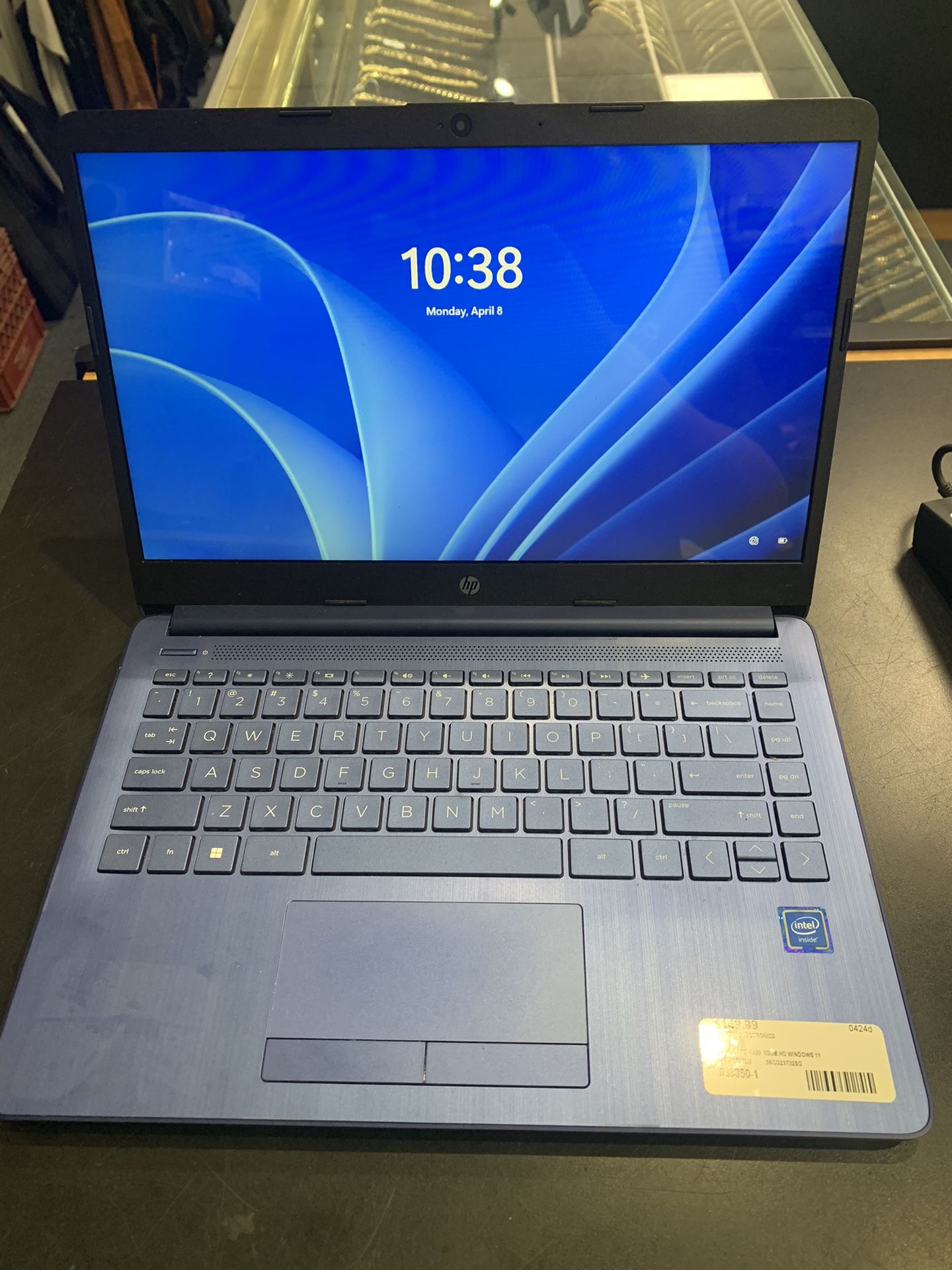 Hp Laptop (838850-1)