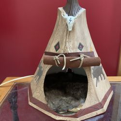 Ceramic Teepee With Light