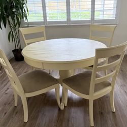 Round Table with 4 Chairs