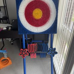 Outdoor Target Game- Axe Throwing 