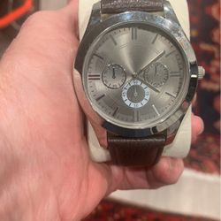 COOL WATCH-needs a battery