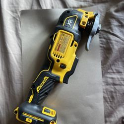 Dewalt Oscillating Multi Tool XR 