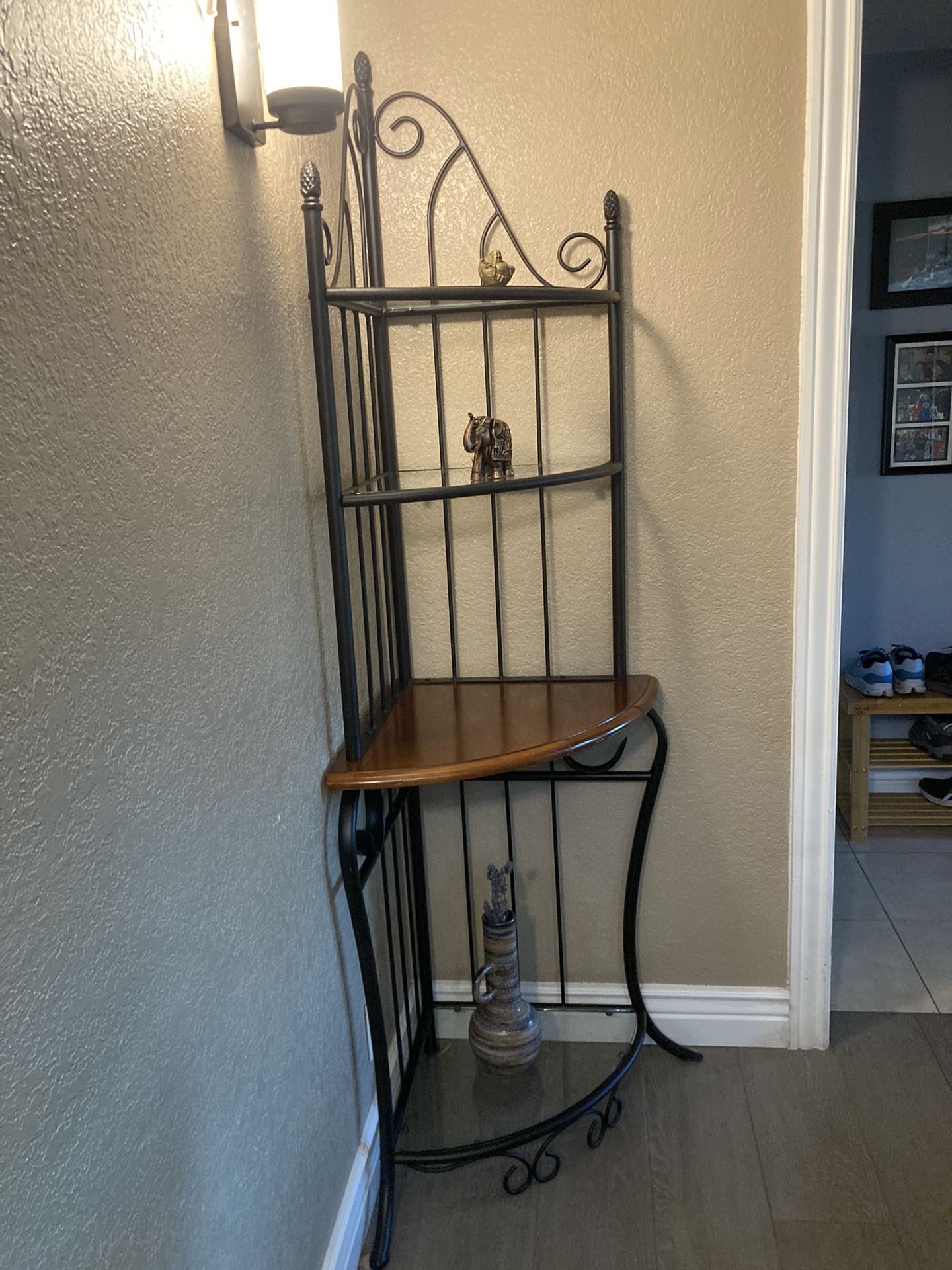 Nice Corner Shelf